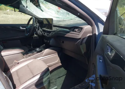 2023 Ford Escape St-Line Elite из США, поврежденный, VIN 1FMCU9PA1PUB43705